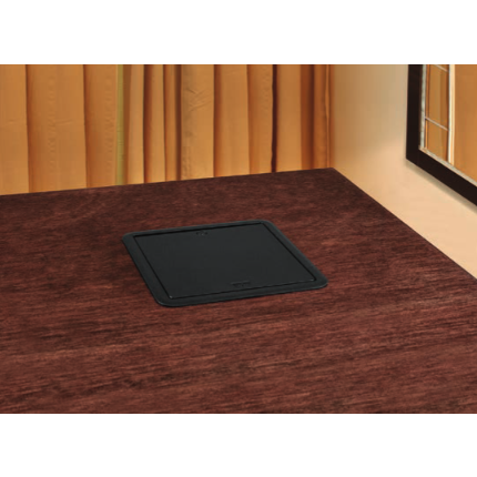 Hubbell WSBUSB2X2BLK Closed and Installed